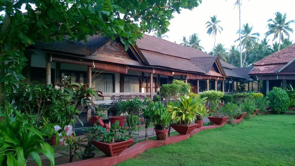Palm Tree Anex Hotel Varkala Exterior photo