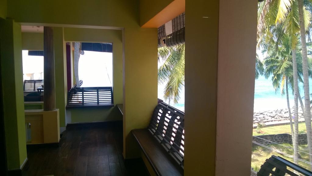 Palm Tree Anex Hotel Varkala Exterior photo