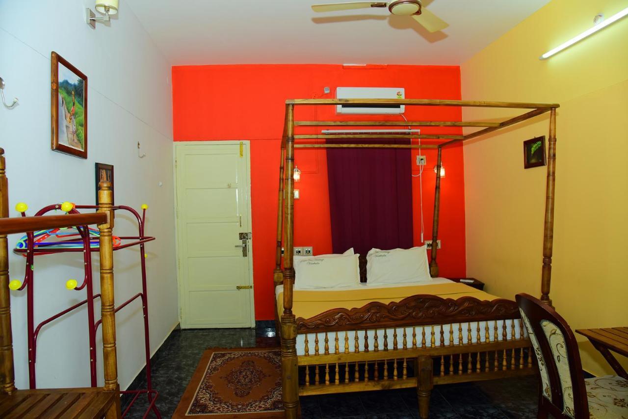 Palm Tree Anex Hotel Varkala Exterior photo