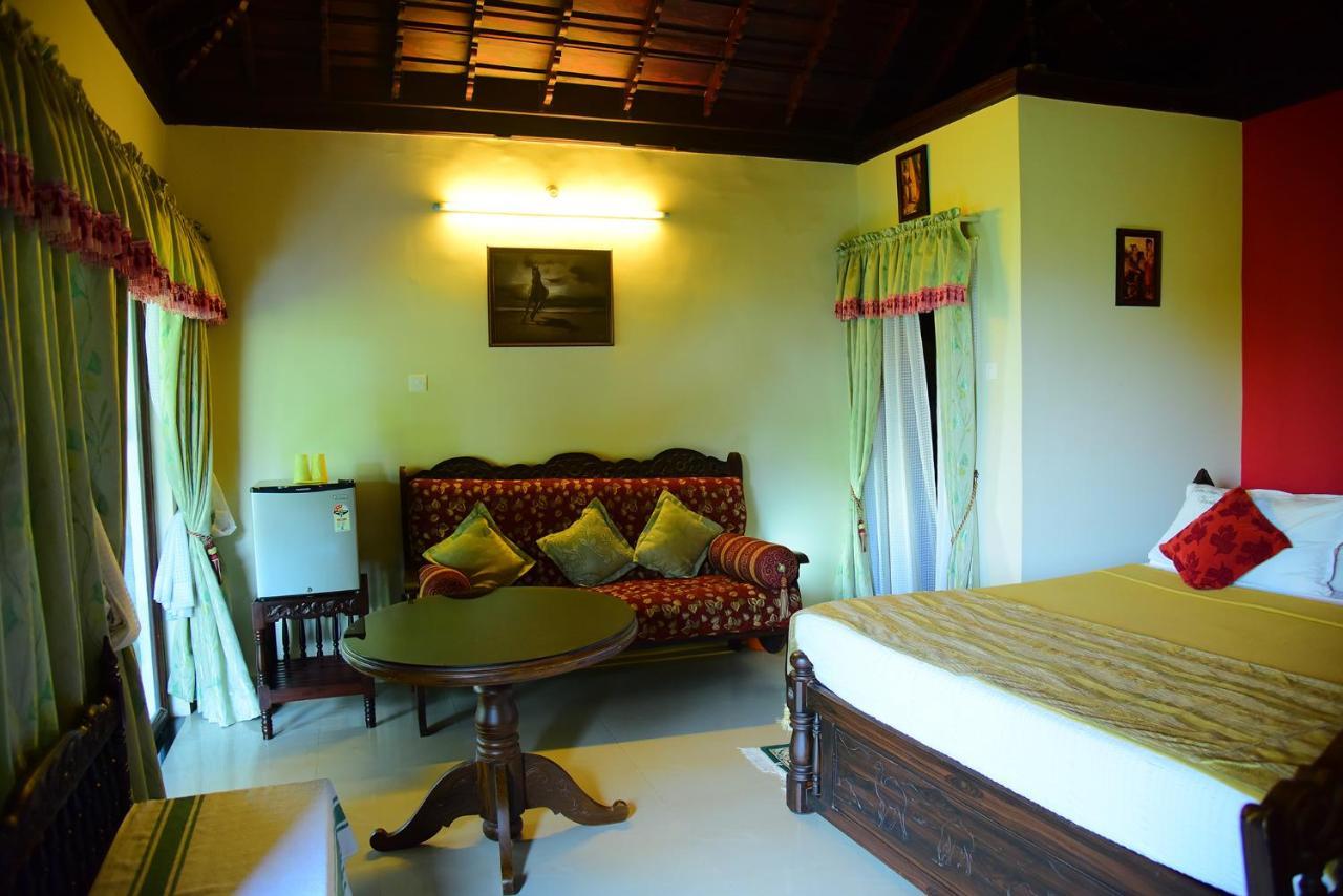 Palm Tree Anex Hotel Varkala Exterior photo