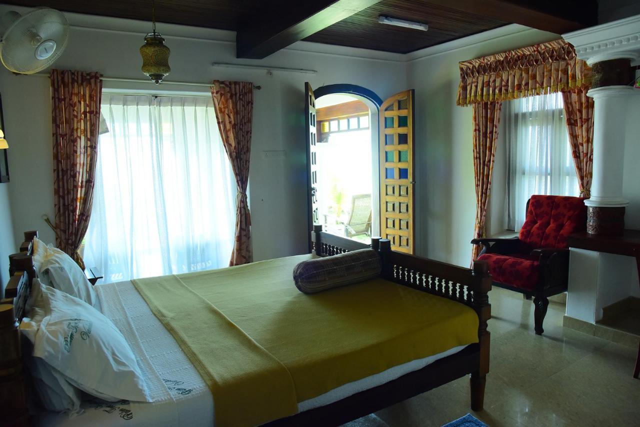 Palm Tree Anex Hotel Varkala Exterior photo